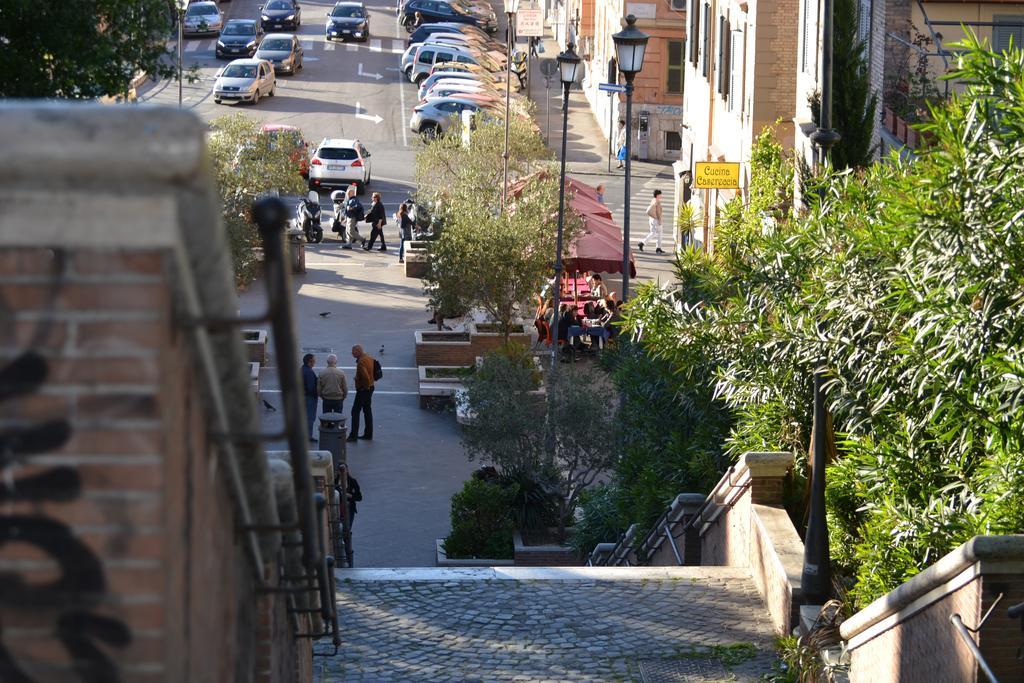 Appartamento Stairway To Heaven Roma Esterno foto